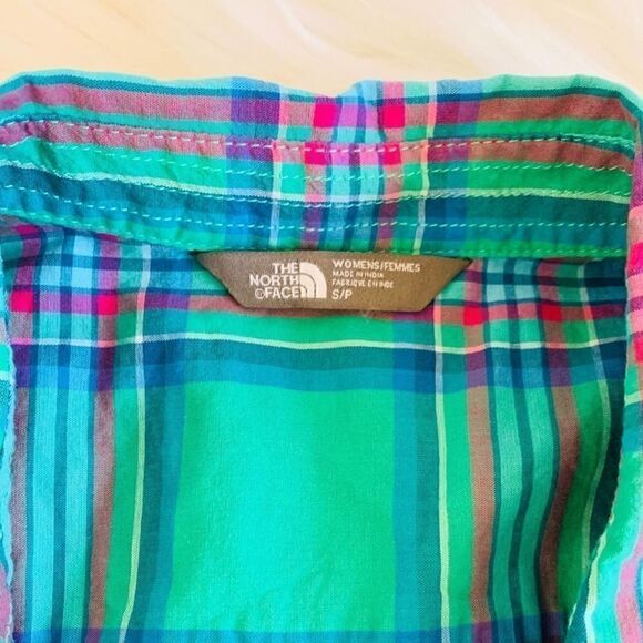 The North Face Long Sleeve Plaid Shirt! - Picture 3 of 3